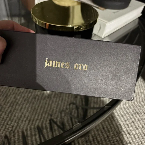 Round Black Sunglasses - Picture 4 of 6